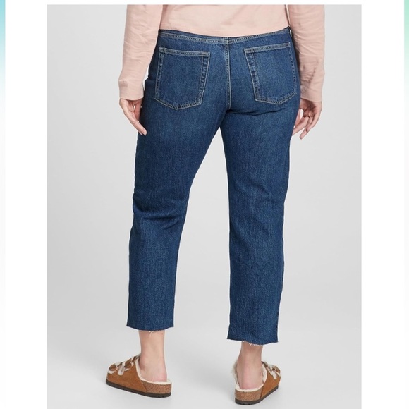 GAP Womens High Rise Cheeky Straight Jeans in Dark Stillwell 32 Reg Raw Hem - Picture 6 of 9